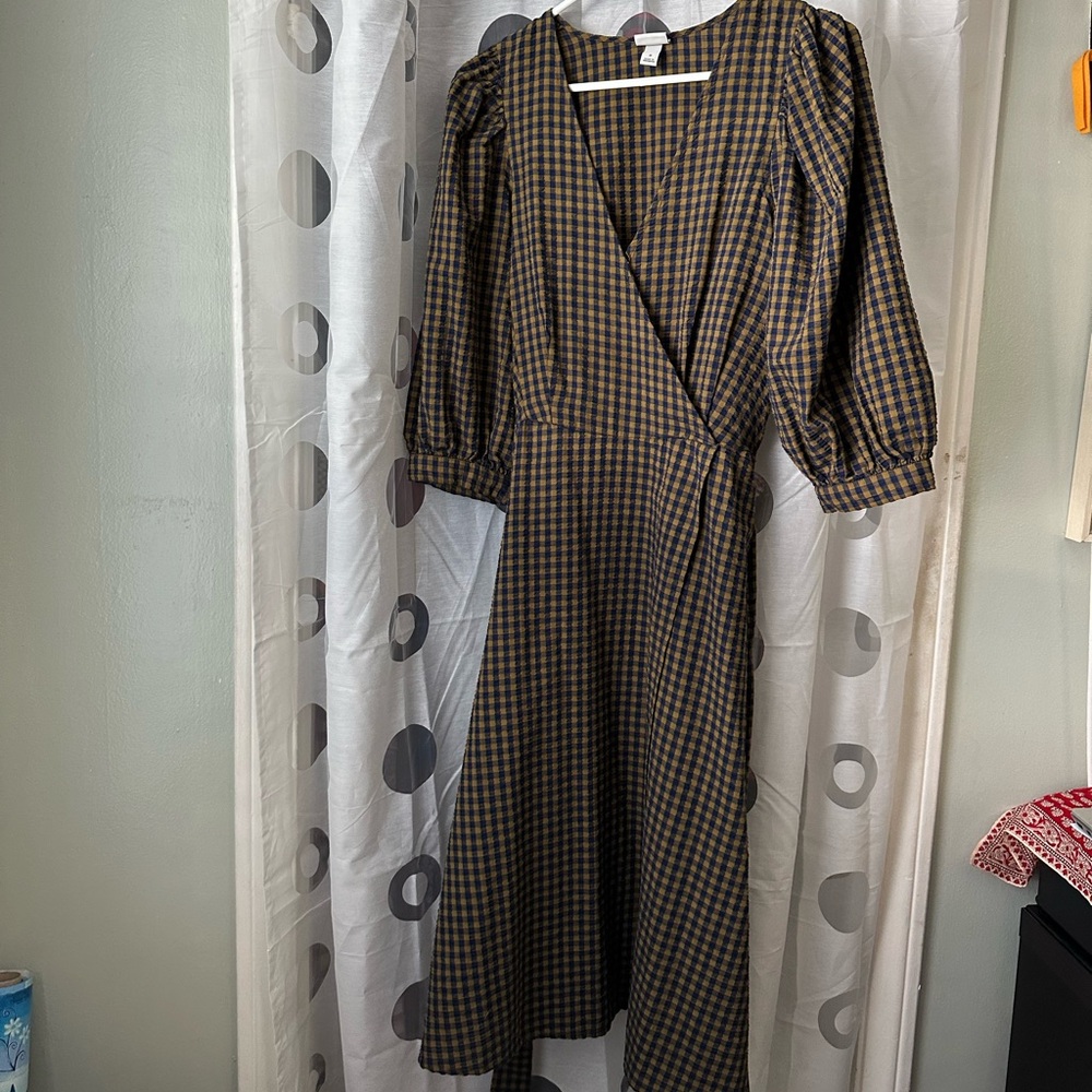 A new day plaid midi dress
